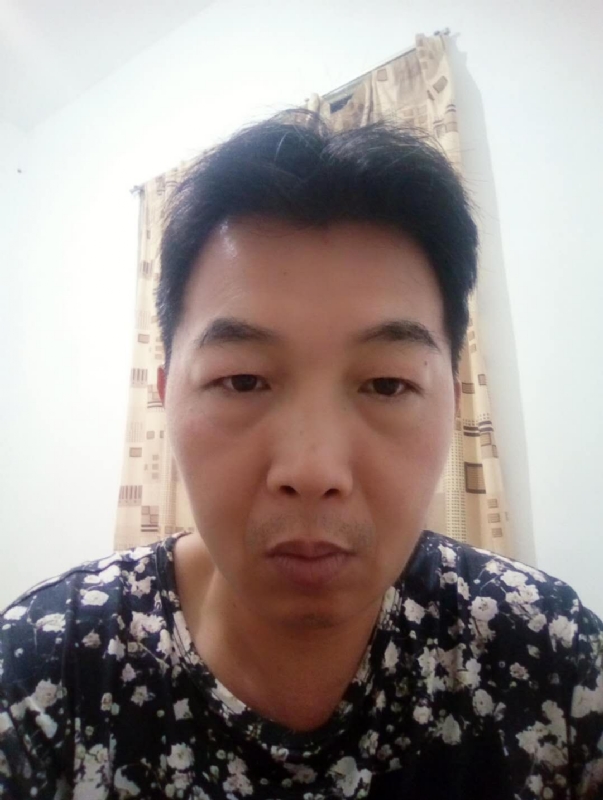 繁华哀伤的第一张照片--政和相亲网