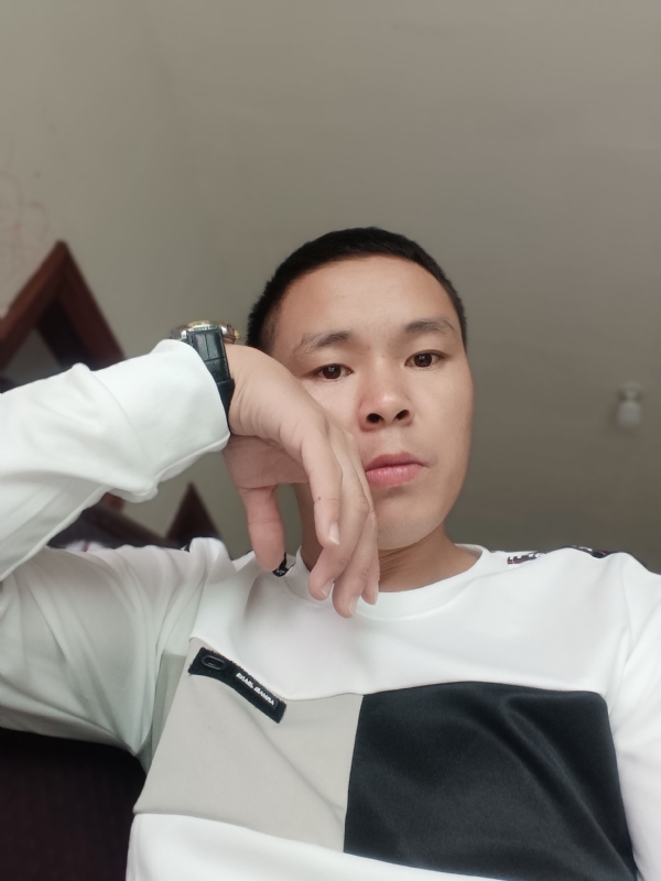 冷漠的第一张照片--政和相亲网