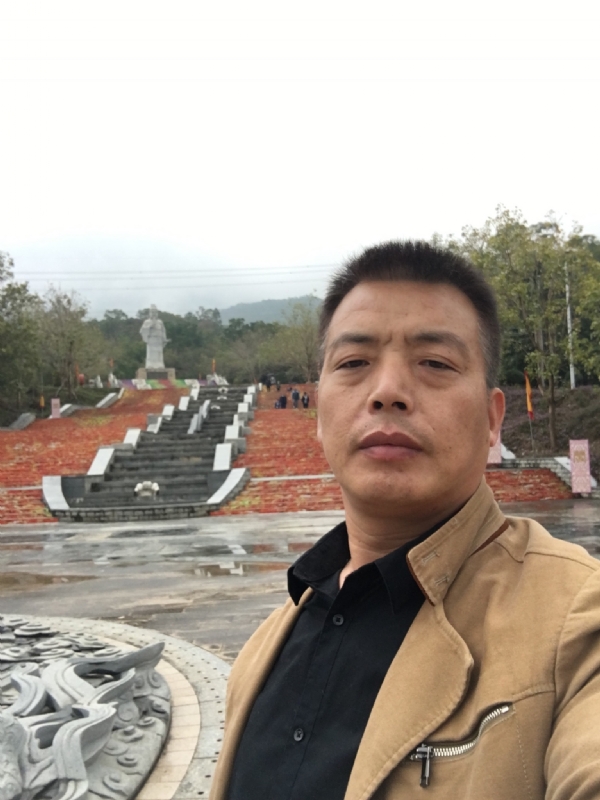 开心的松鼠的第二张照片--政和相亲网