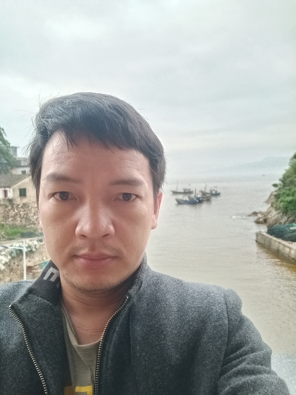 啊亮的第一张照片--政和相亲网