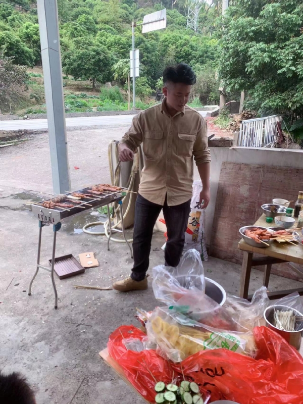你黑我哟的第一张照片--政和相亲网